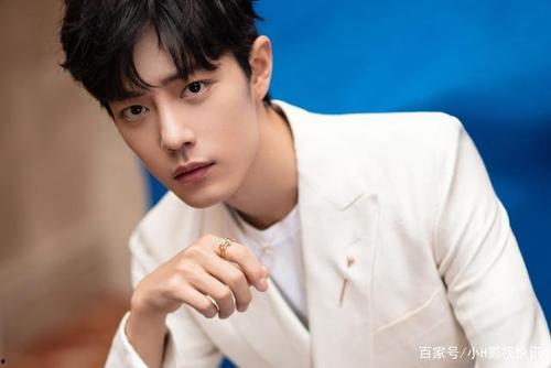 圈内爆料肖战自拍,帅气魅力引网友热议 第2张 圈内爆料肖战自拍,帅气魅力引网友热议 第2张